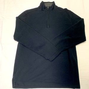 Men’s Joseph Abboud Quarter-Zip. Size M. Color Black.
